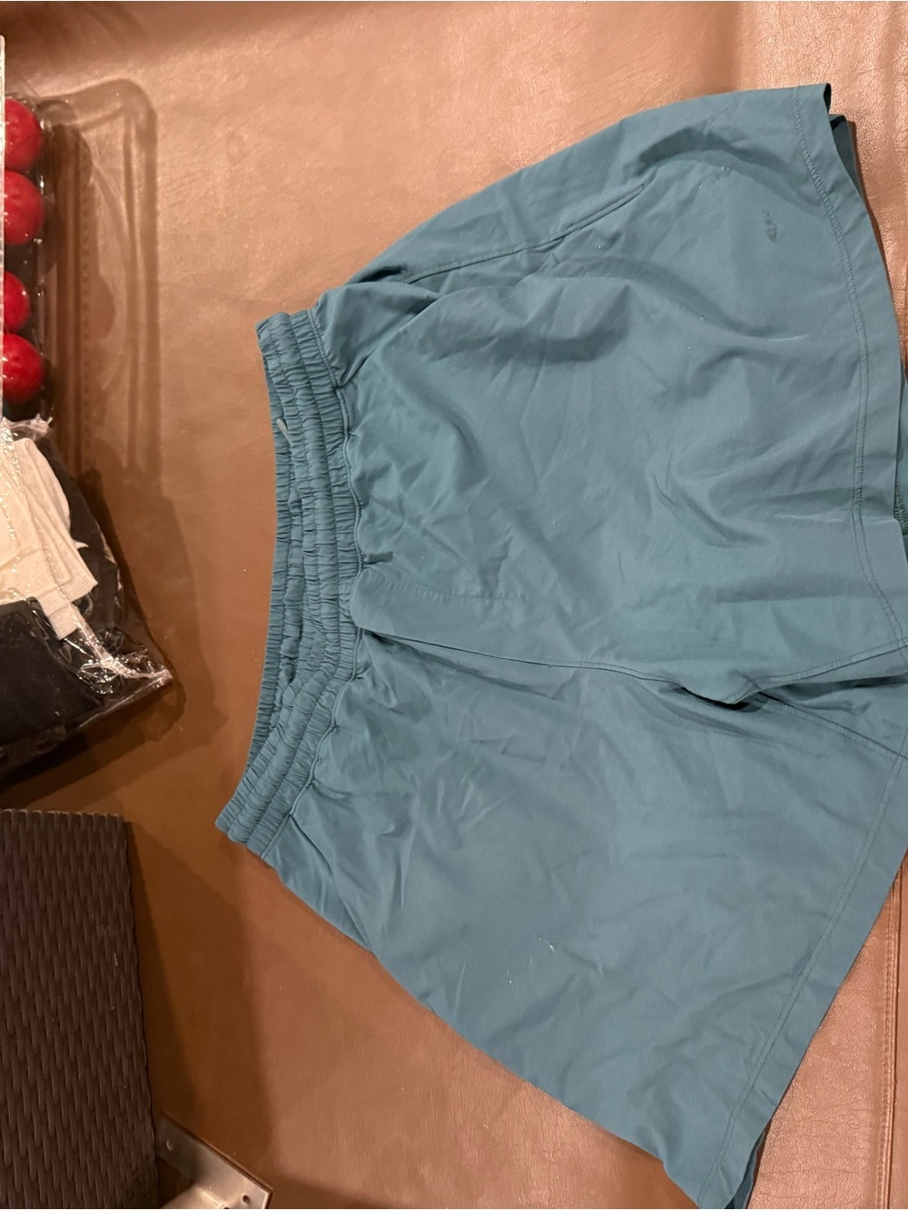 Lululemon Teal pace breakers 5 inch